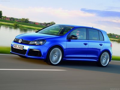 Volkswagen Golf R 2010 Mouse Pad 682691
