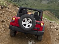 Jeep Wrangler 2011 Poster 683132