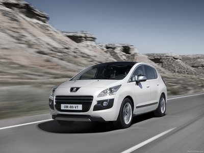 Peugeot 3008 HYbrid4 2012 poster