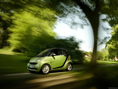 Smart fortwo 2011 canvas poster