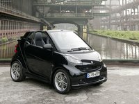 Smart fortwo 2011 Poster 684704