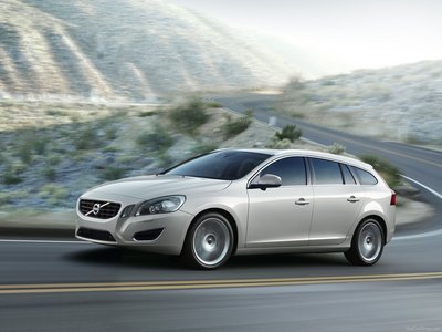 Volvo V60 2011 Poster 684786