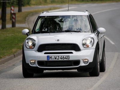 Mini Countryman 2011 puzzle 685267