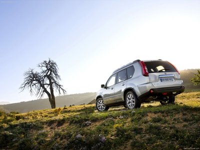 Nissan X-Trail 2011 canvas poster