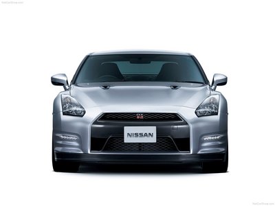 Nissan GT-R 2011 Mouse Pad 685667