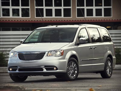 Chrysler Town and Country 2011 Mouse Pad 686008