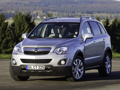 Opel Antara 2011 calendar