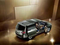 Buick GL8 2011 Poster 686093
