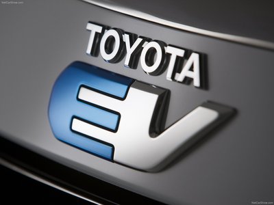 Toyota RAV4 EV Concept 2010 Poster 686652