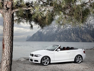 BMW 1-Series Convertible 2012 canvas poster