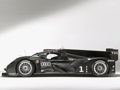 Audi R18 2011 poster