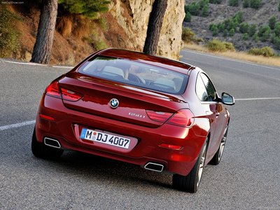 BMW 6-Series Coupe 2012 Poster 699786