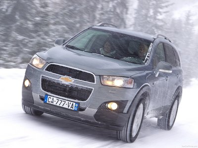 Chevrolet Captiva 2012 Poster 700024