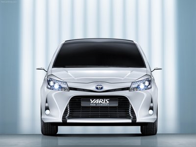 Toyota Yaris HSD Concept 2011 Poster 700285