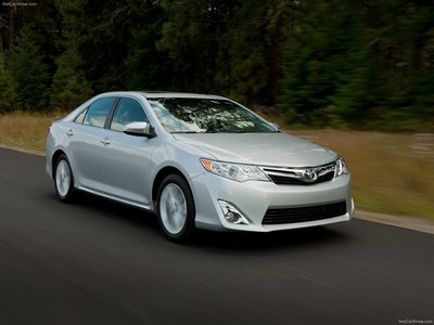 Toyota Camry 2012 puzzle 711425
