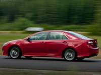 Toyota Camry 2012 Poster 711454