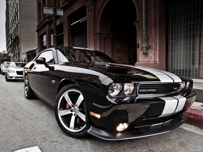 Dodge Challenger SRT8 392 2012 Poster 711819