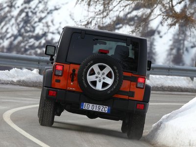 Jeep Wrangler 2012 Poster 711889