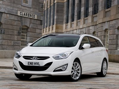 Hyundai i40 Tourer UK Version 2012 Poster 712448