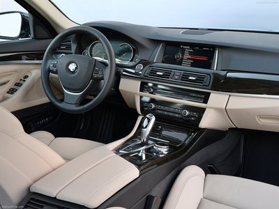 BMW 518d 2015 poster