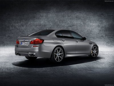 BMW M5 30 Jahre M5 2014 tote bag