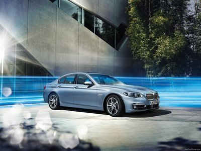 BMW 5 ActiveHybrid 2014 poster
