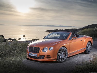 Bentley Continental GT Speed Convertible 2015 Poster with Hanger
